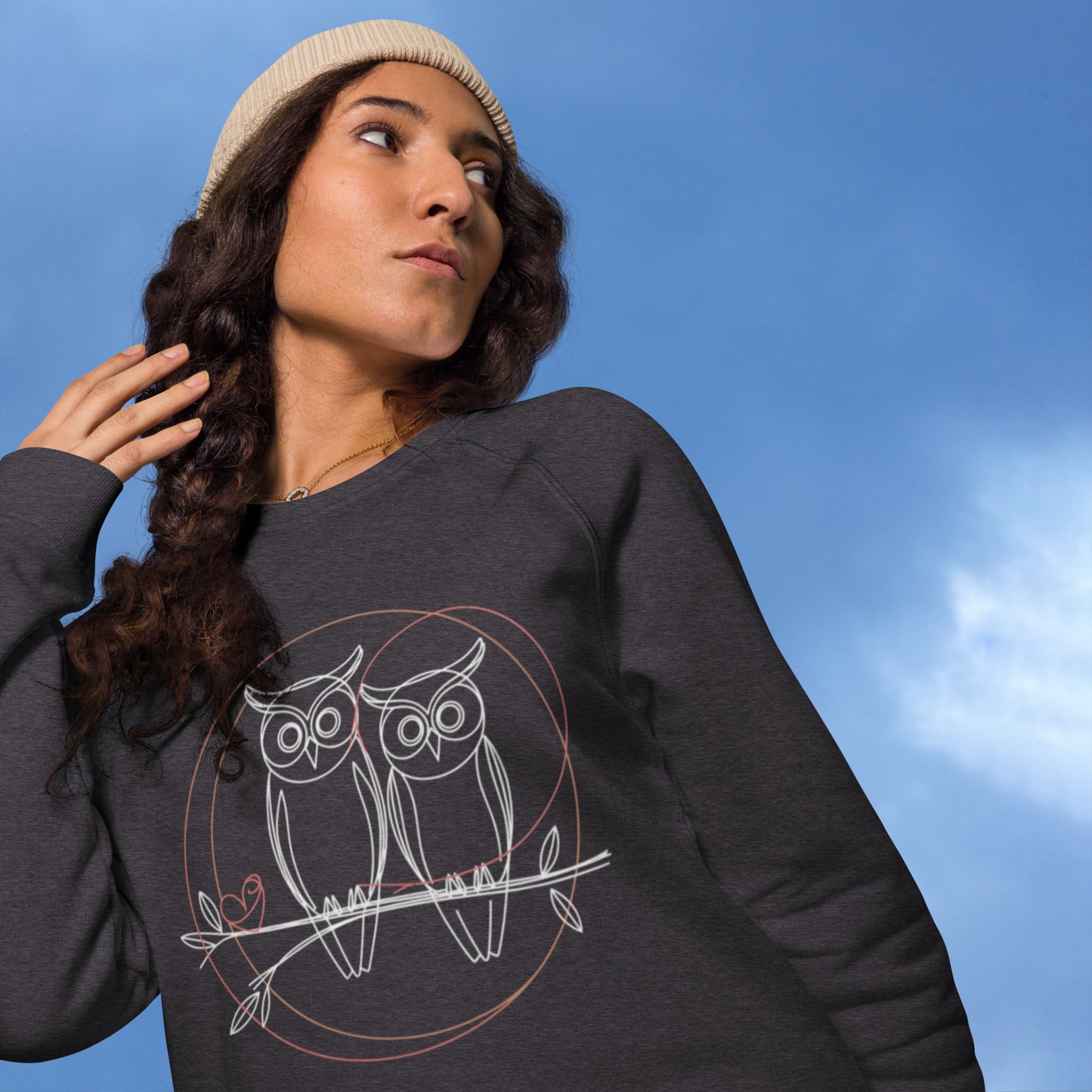 Unisex Owl-Themed Organic Sweatshirt | Sustainable & Stylish Raglan Design Dudeily