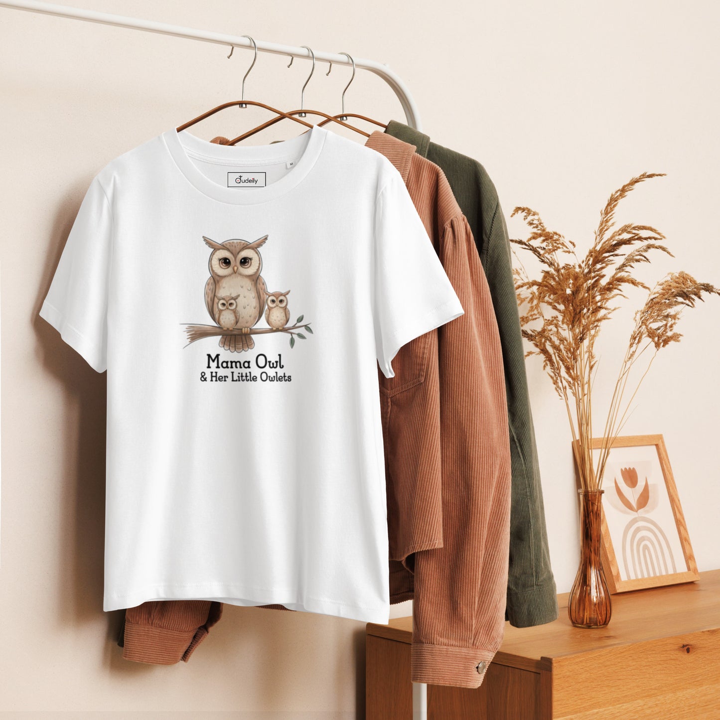 Women’s Organic Ribbed Neck T-Shirt – Sustainable Owl-Inspired Style by Dudeily Dudeily