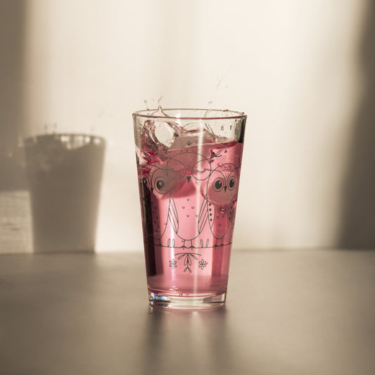 Owl-Themed Shaker Pint Glass – Stylish and Functional Drinkware